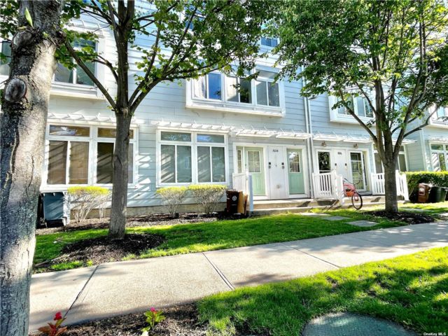 [Arverne Real Estate, listing number 2462244]