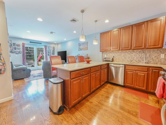  2 BR,  2.00 BTH  Condo style home in Rockaway Park