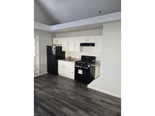  2 BR,  1.00 BTH  Apartment style home in Rockaway Beach