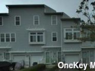 [Arverne Real Estate, listing number 7184828]
