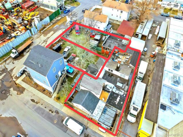 [Arverne Real Estate, listing number 7268602]